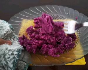 紫薯银耳椰丝糕的做法 步骤1