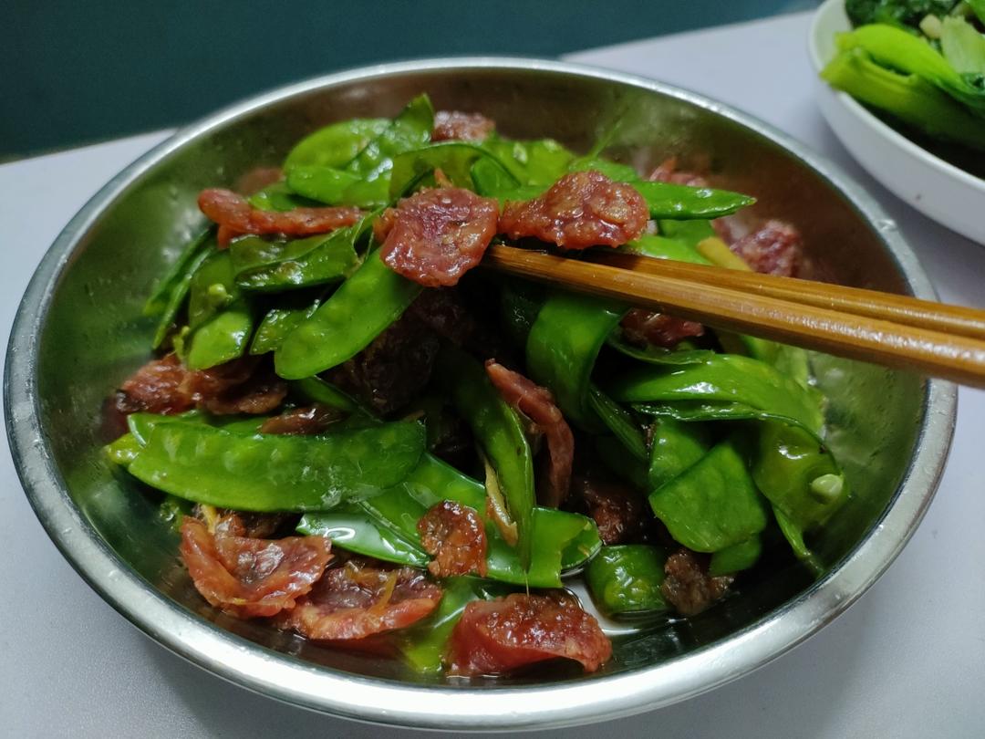 腊肠荷兰豆