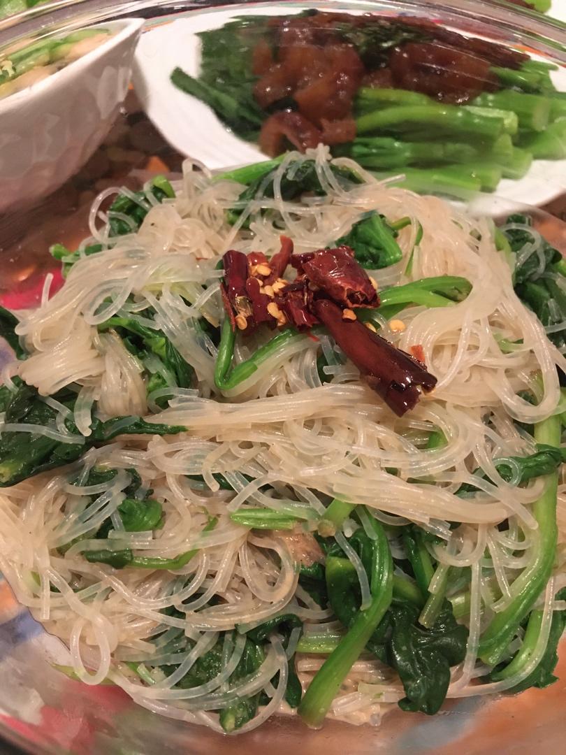 万能凉拌菜料汁（凉拌菠菜粉丝）