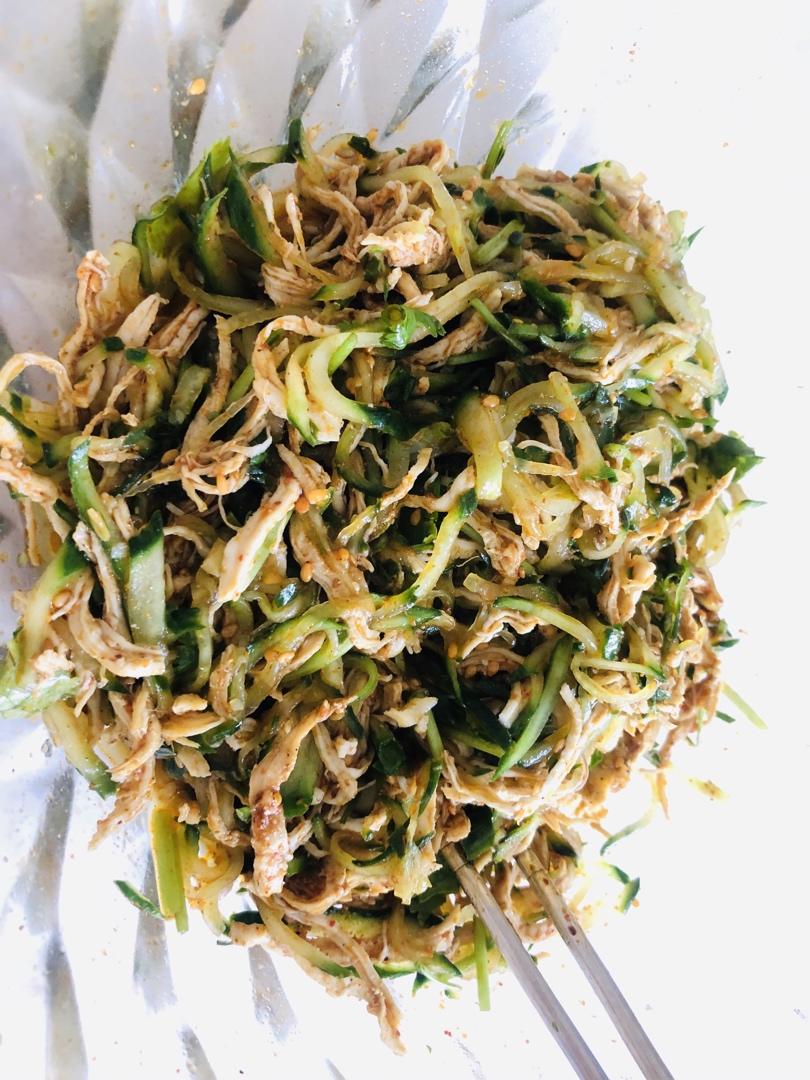 凉拌黄瓜鸡丝