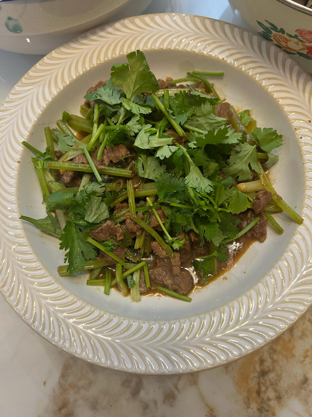 芹菜炒牛肉