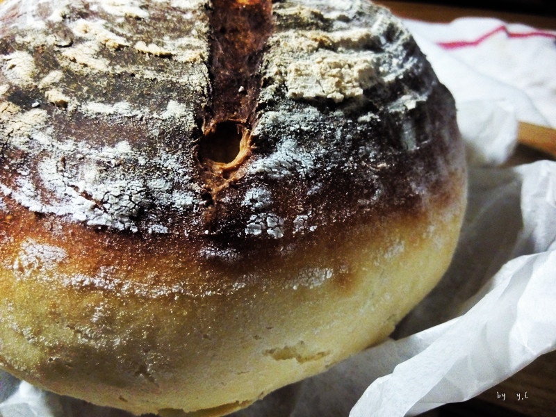 奥弗涅圆面包（TOURTE AUVERGNATE)