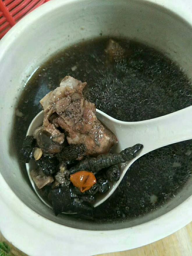 【产后补腰补肾汤的做法步骤图,怎么做好吃】朱一龙那个卖补品的女朋友_下厨房