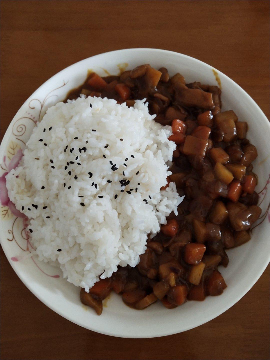 咖喱鸡肉饭