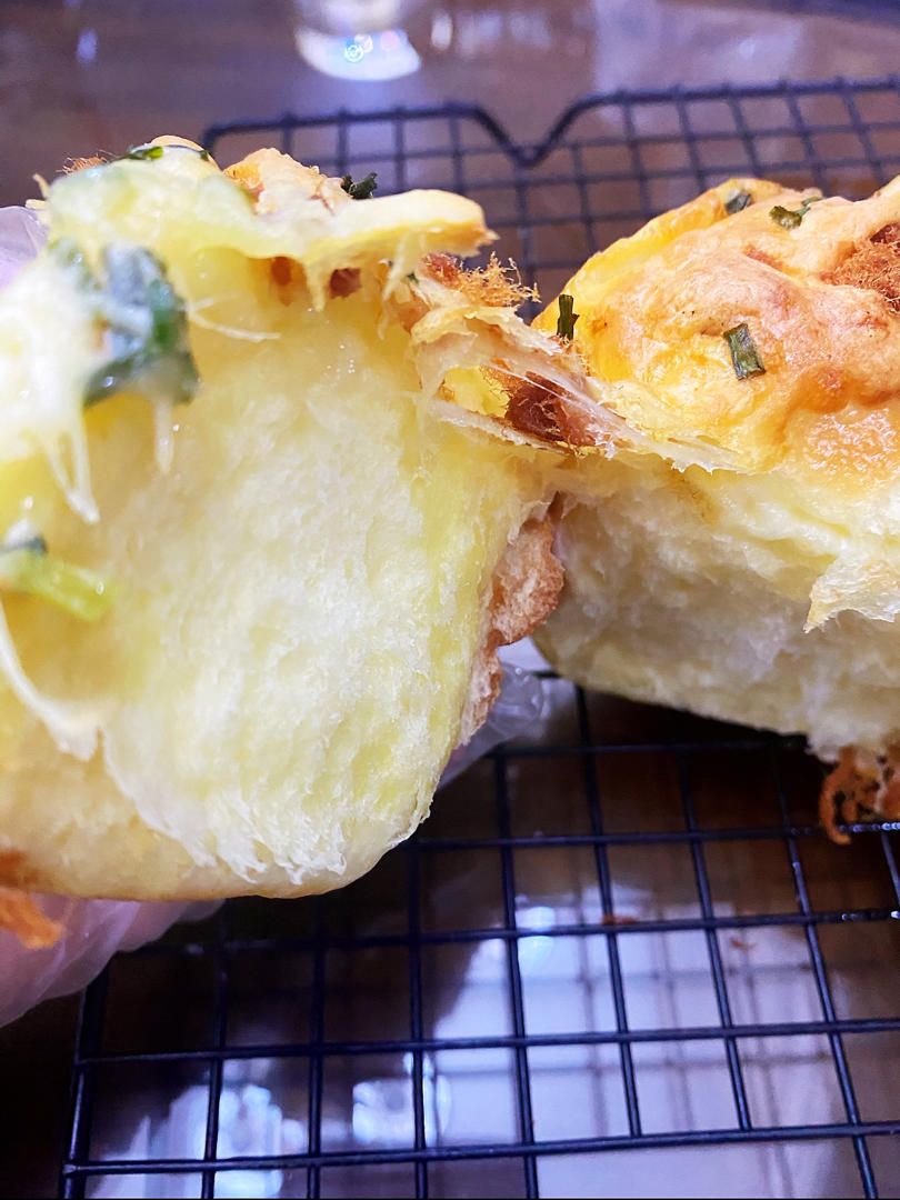 一次性发酵拉丝肉松芝士葱香面包