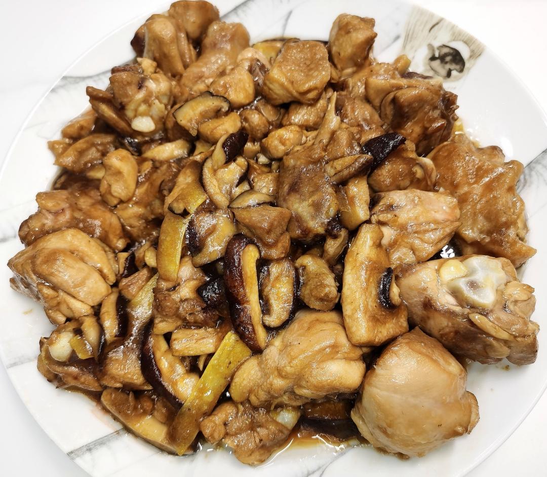 蘑菇滑鸡（香菇滑鸡）