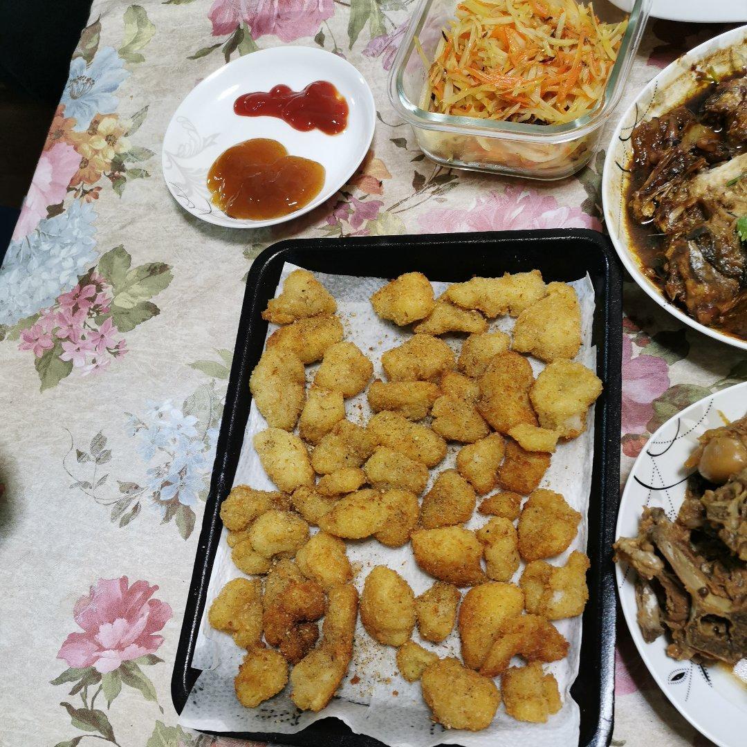 我认为龙利鱼（or巴沙鱼）最好吃的做法