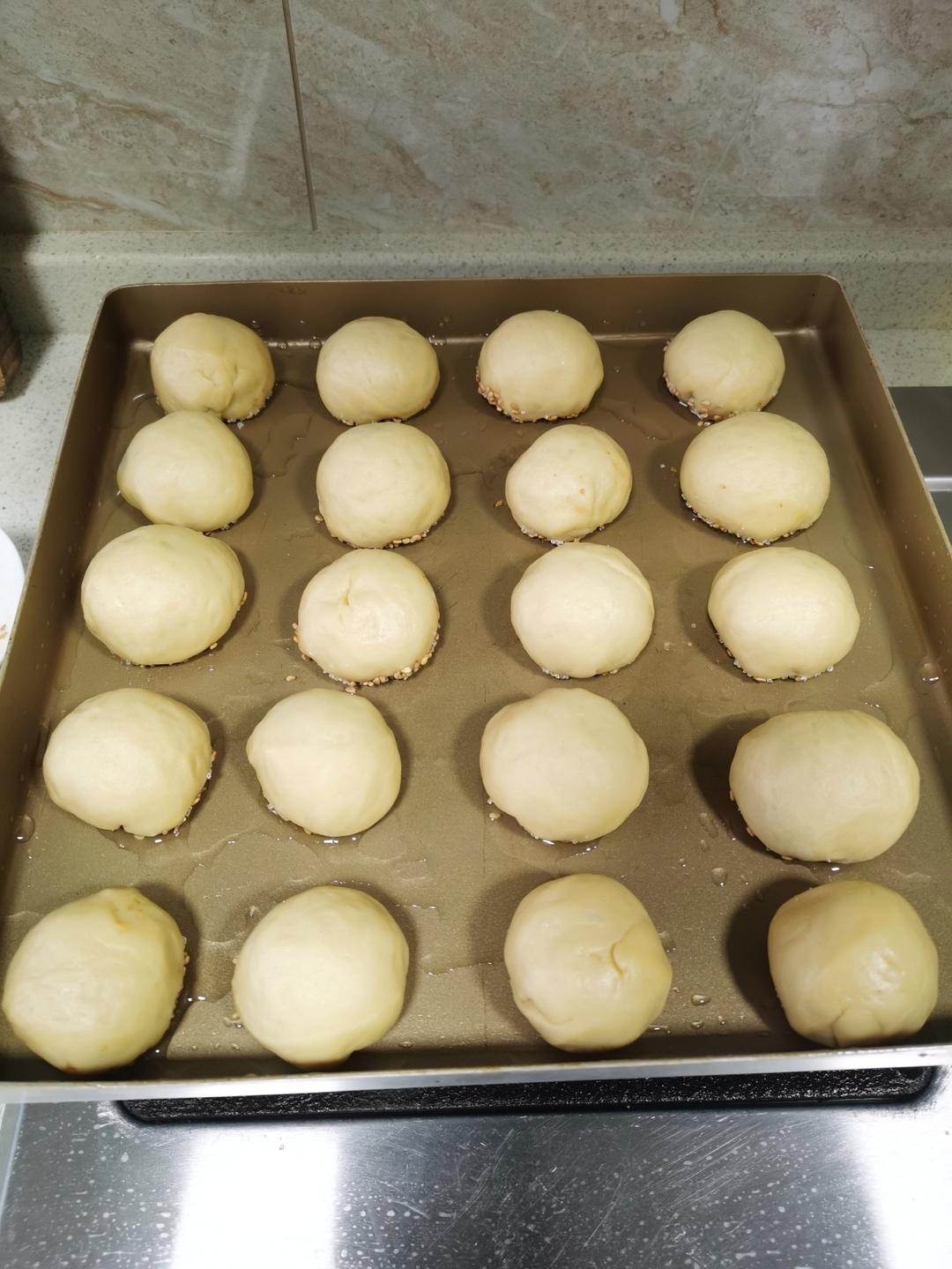 蜂蜜脆底小面包（蜂蜜奶香小餐包）