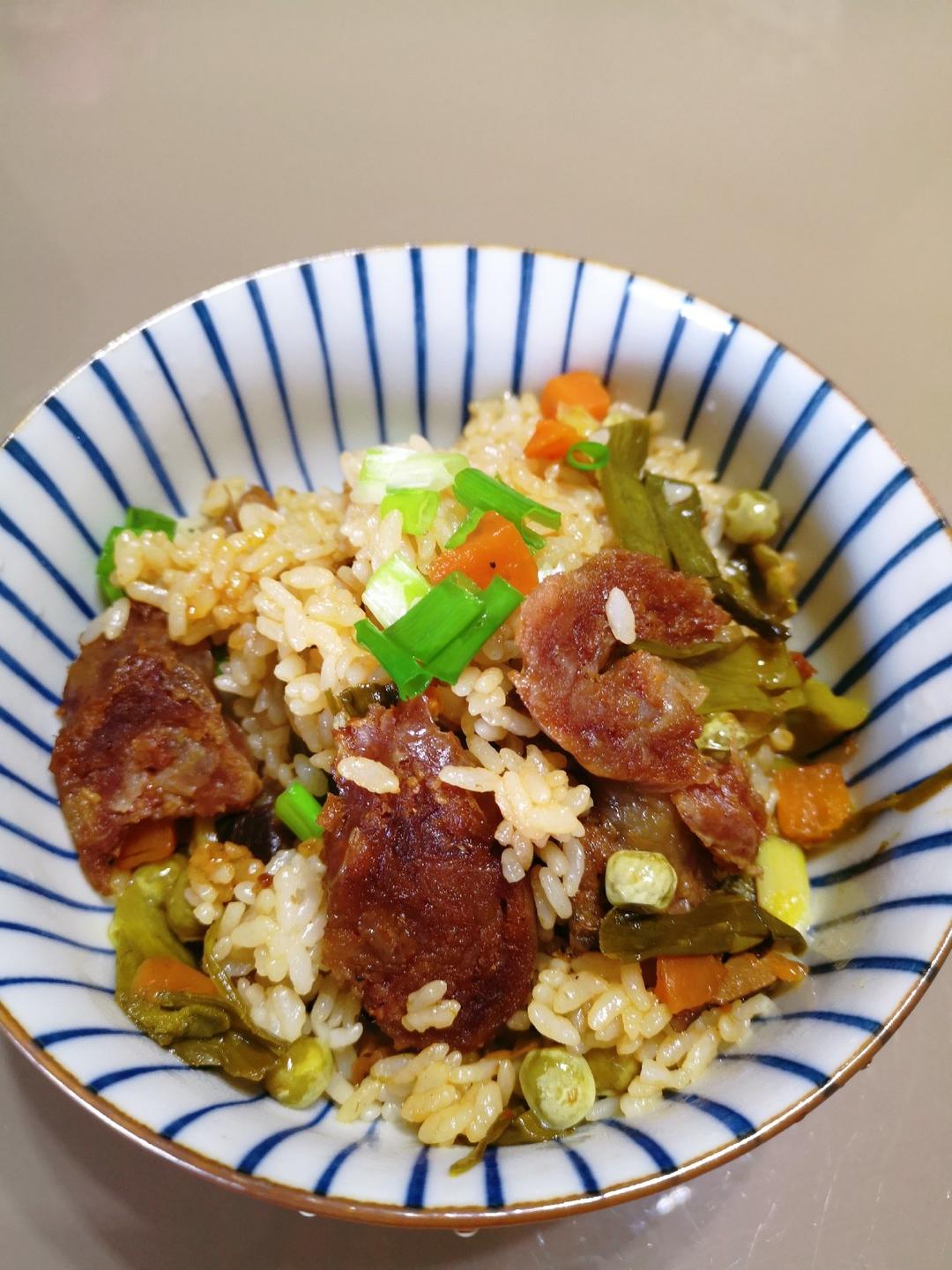 懒人必备～电饭煲腊肠焖饭