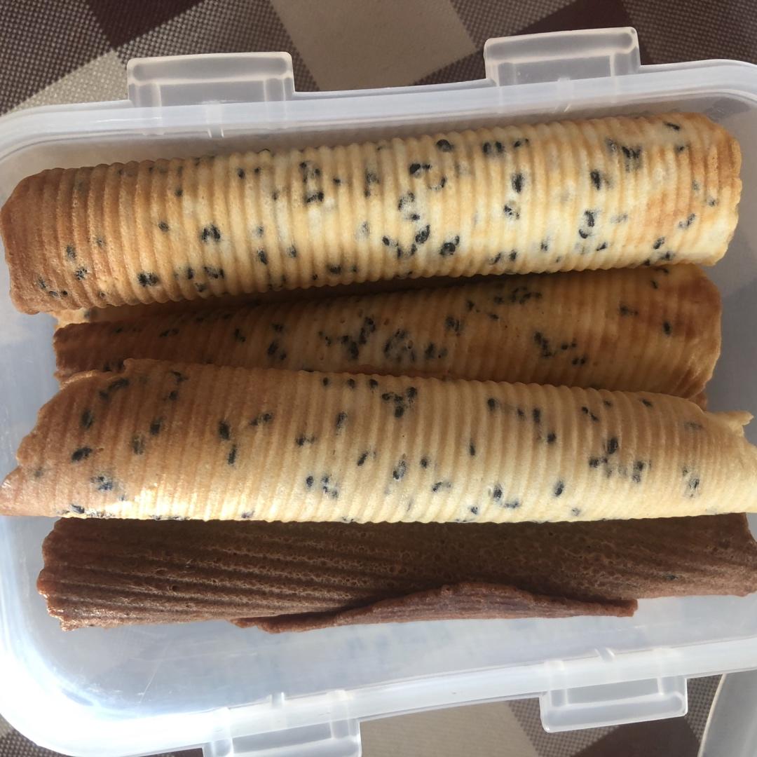 鸡蛋卷，平底锅就能做，酥到掉渣