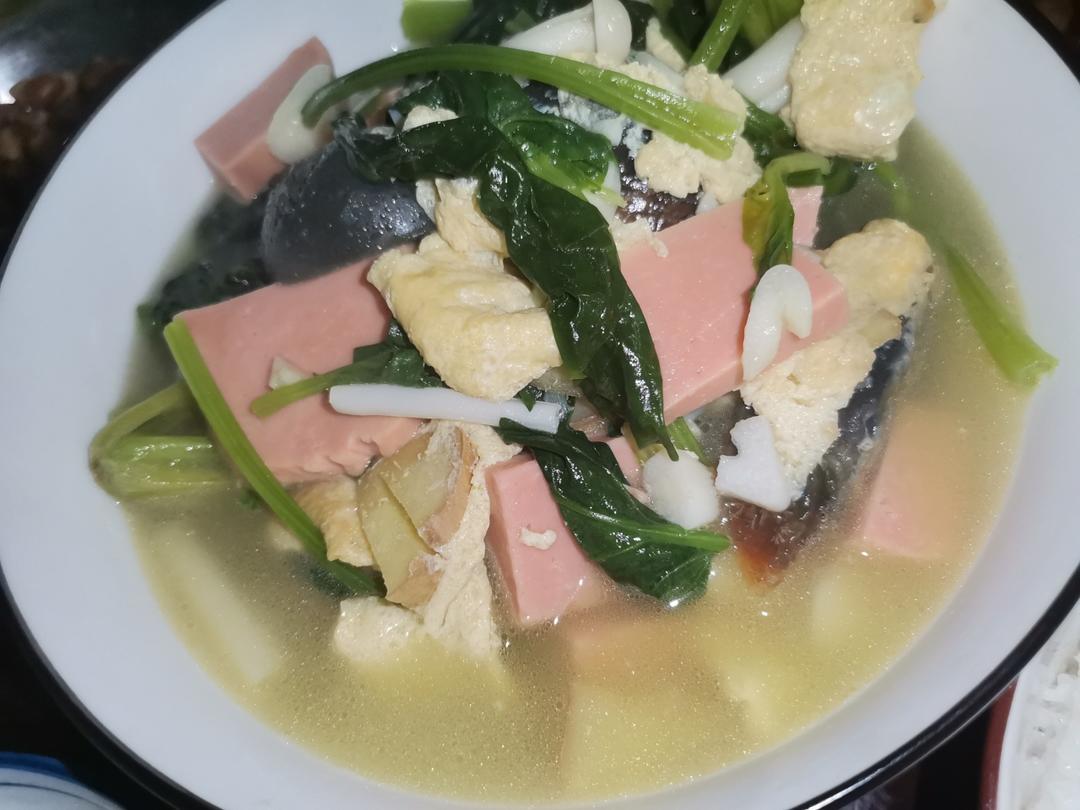 菠菜鸡蛋汤