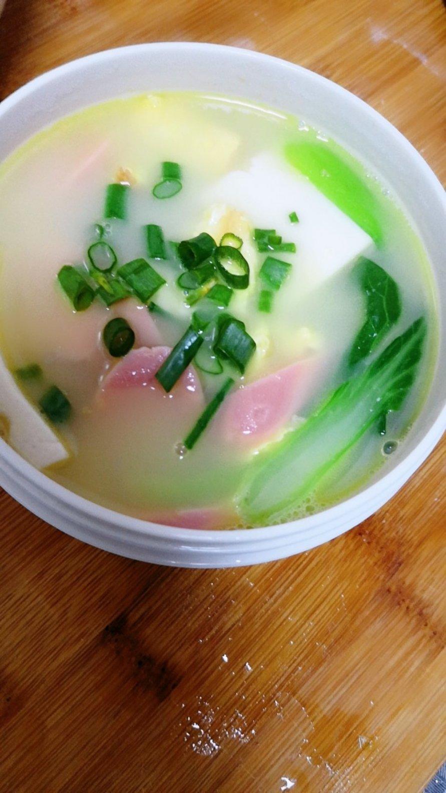 健康美味的三鲜汤