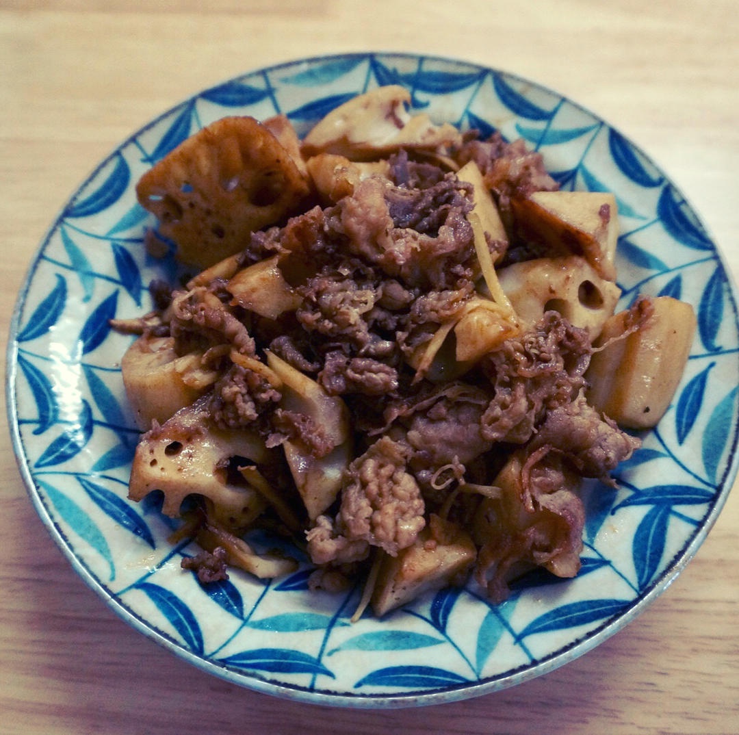 牛肉炒莲藕