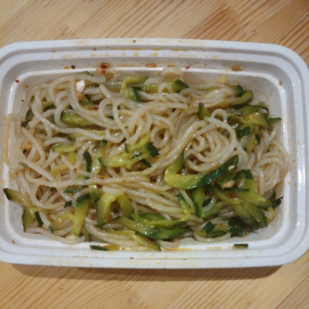 凉拌红薯粉条