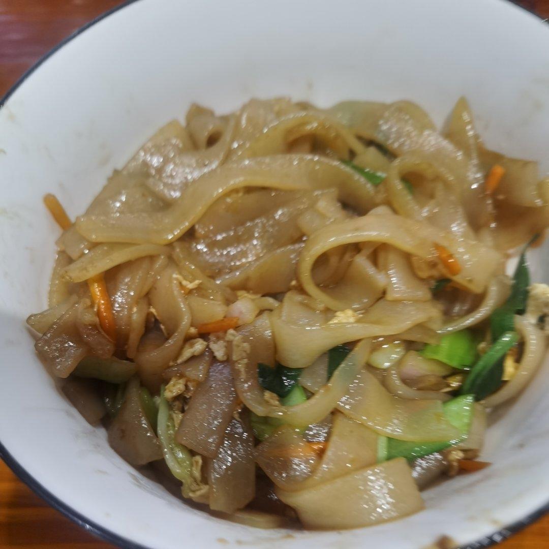 还吃路边摊？来学鸡蛋快炒河粉！