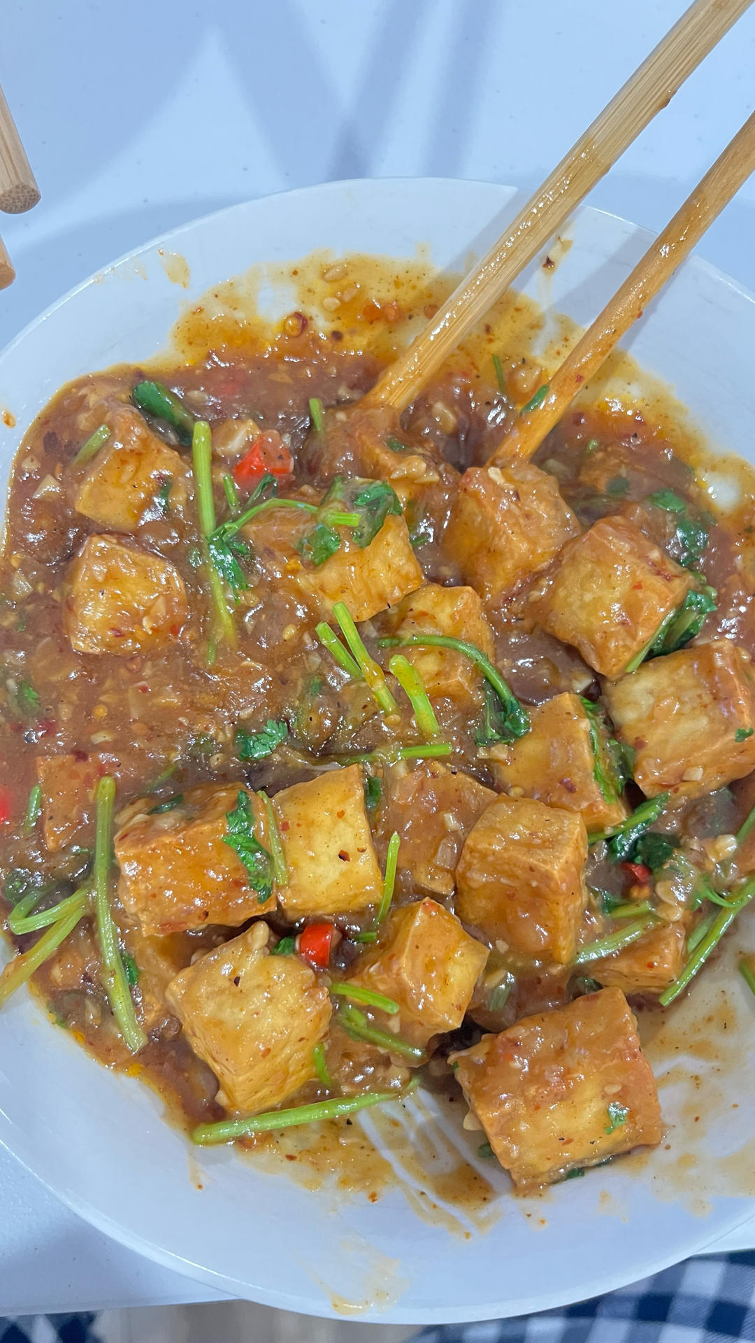 学会这个浇汁豆腐，再也不用去夜市摊了