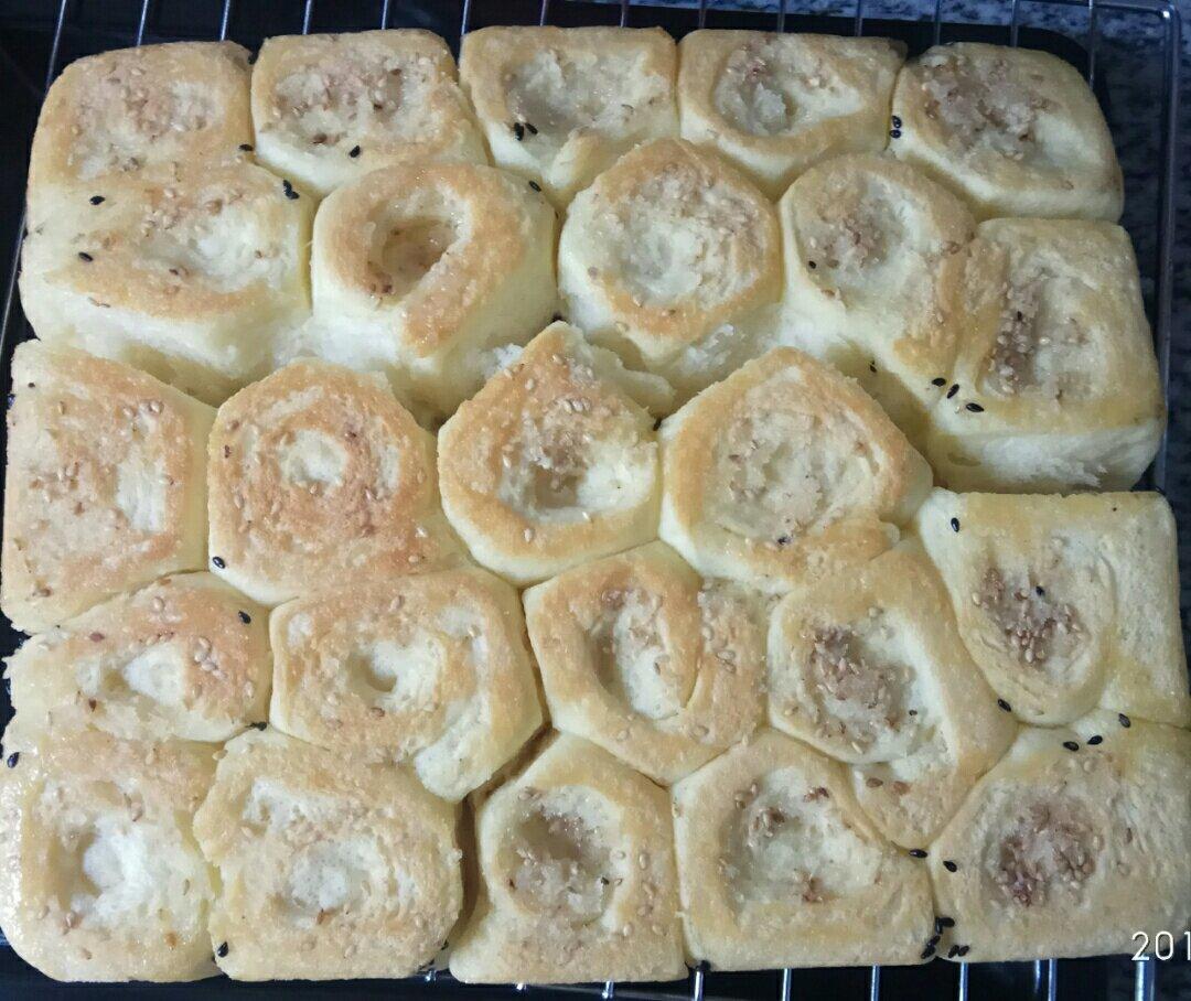 脆底蜂蜜小面包