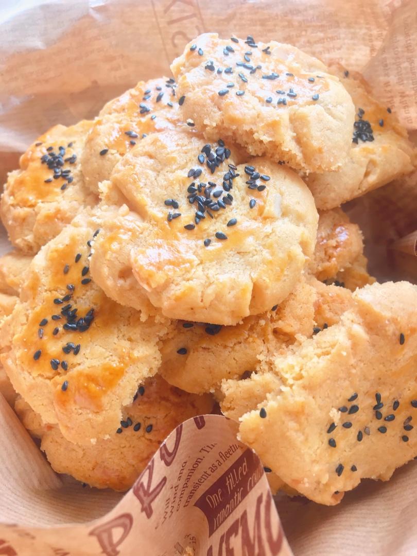 轻轻一按就碎掉的原味桃酥（不输猪油版）