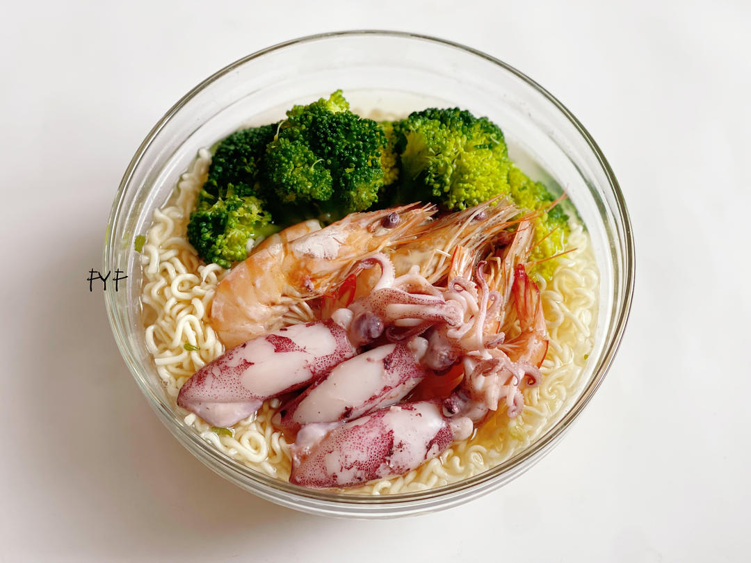 不容错过的“海鲜面”