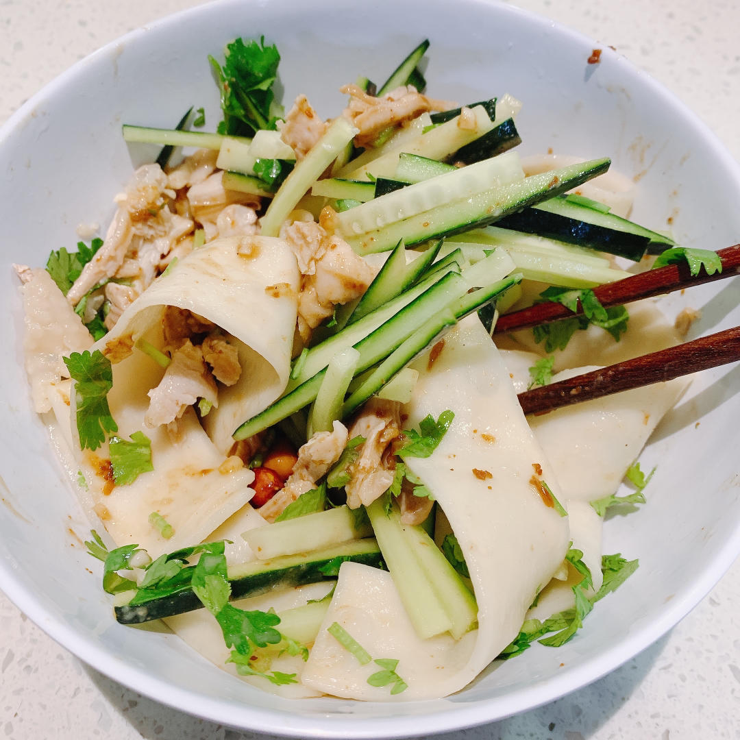 鸡丝凉面