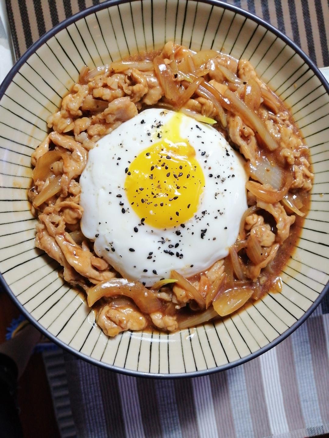 寿喜烧豬肉飯的做法