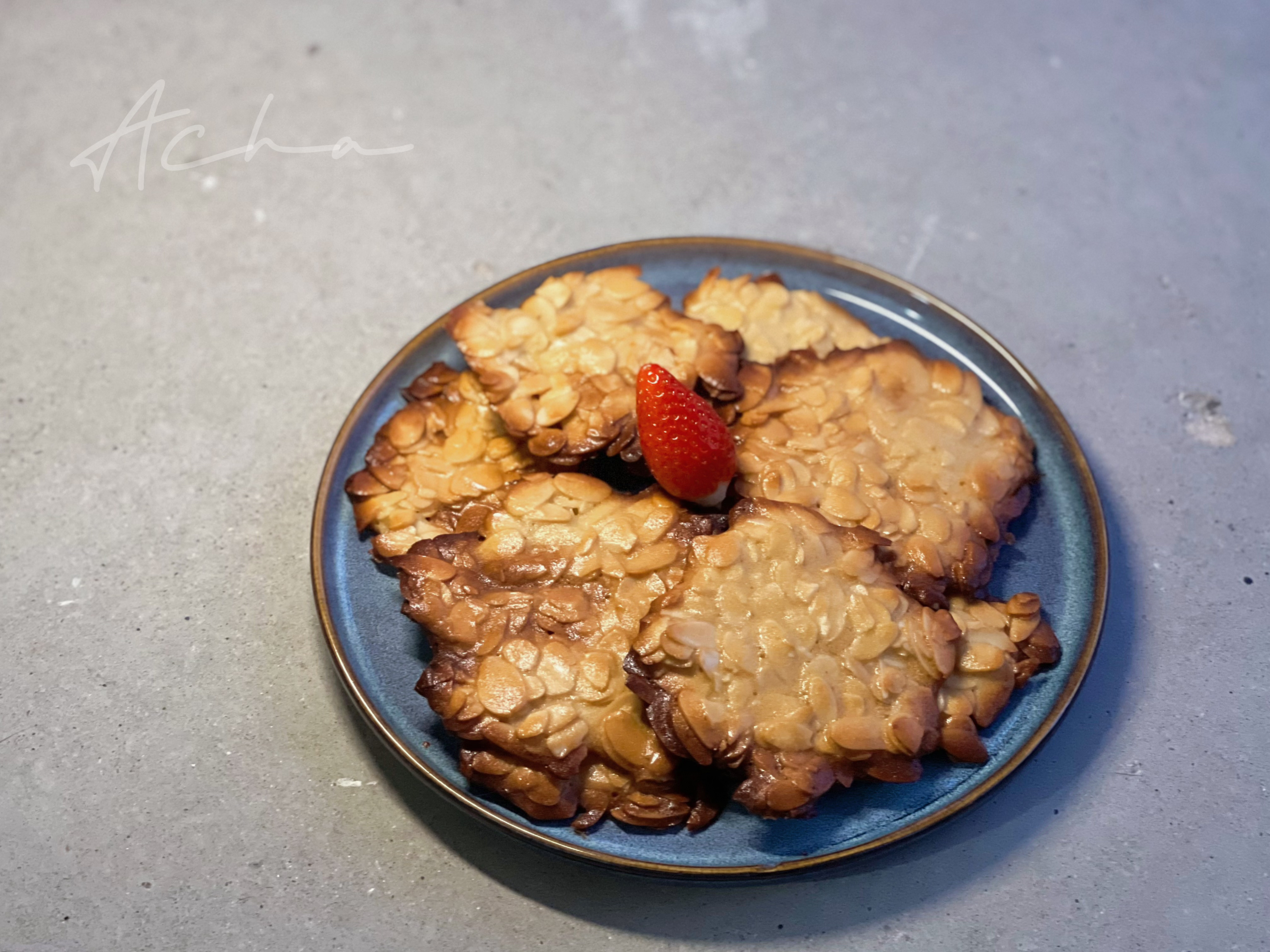 一个烤箱、一双巧手就可以完成嘎嘣脆的《杏仁瓦片》饼干，日常消耗蛋白神奇配方！！