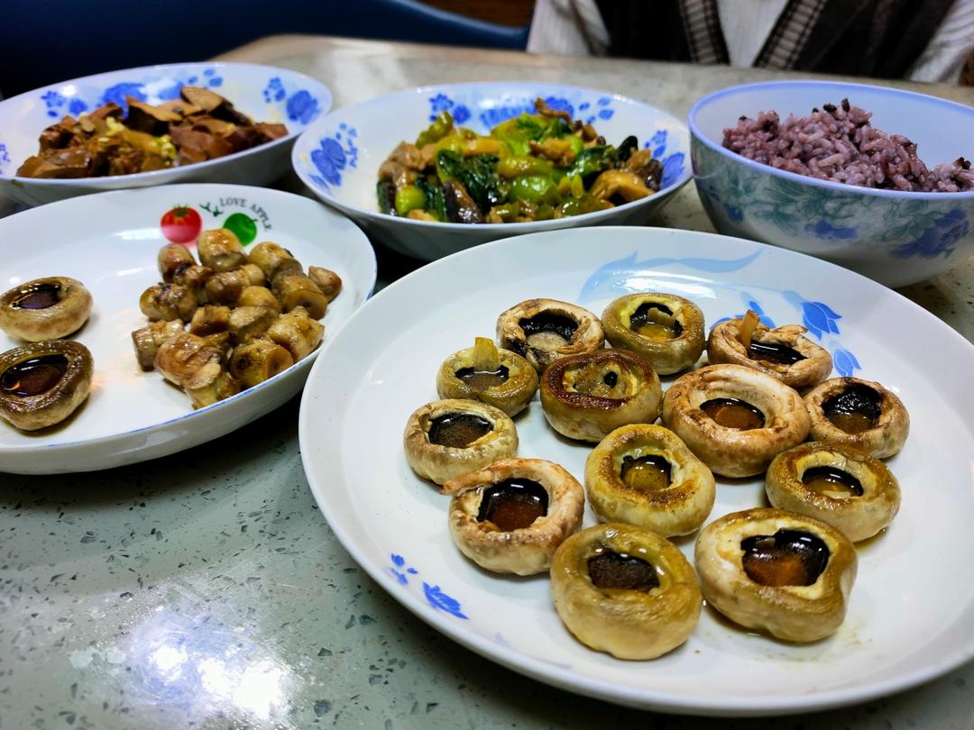 保留最原始鲜味儿的煎口蘑