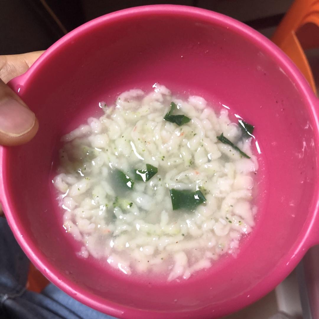 八个月宝宝辅食：鲜虾面