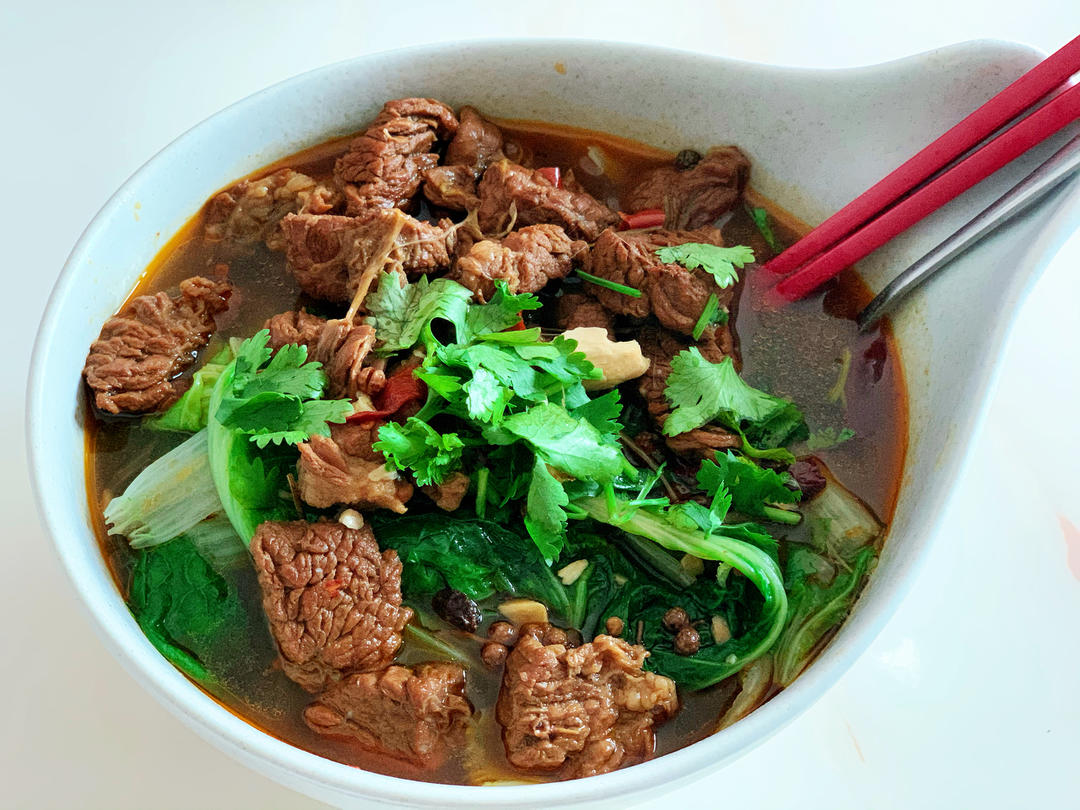永远的绝绝子牛肉卤浇一切