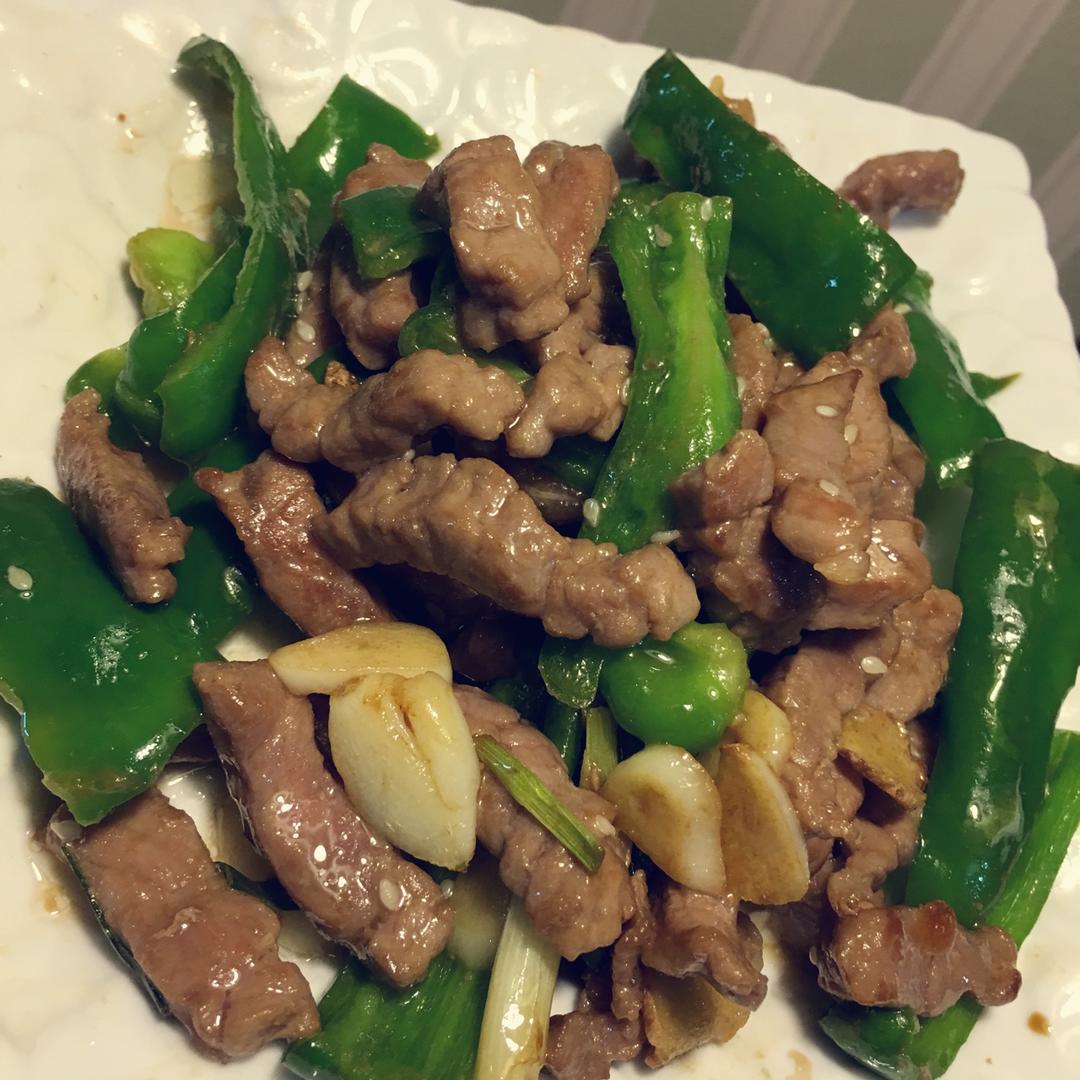 孜然牛肉炒青椒