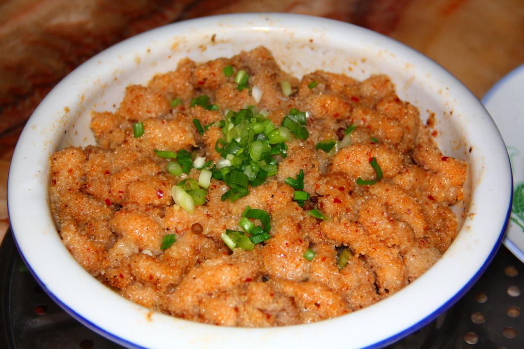 香辣粉蒸肉的做法