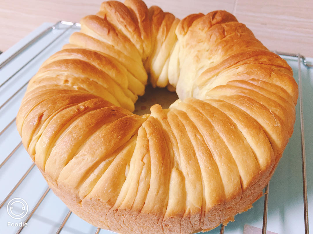 小美  毛线球面包