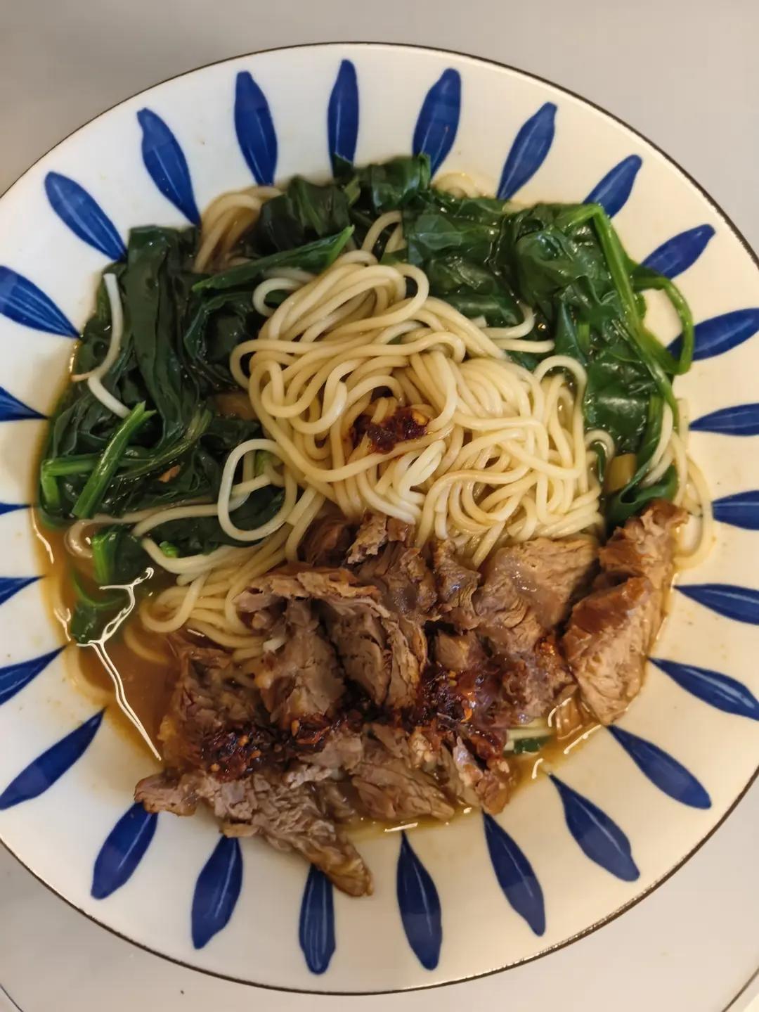 卤牛肉