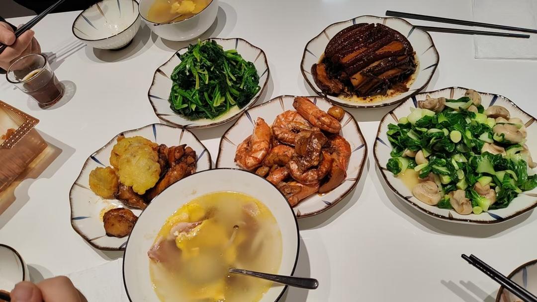 家庭聚餐
