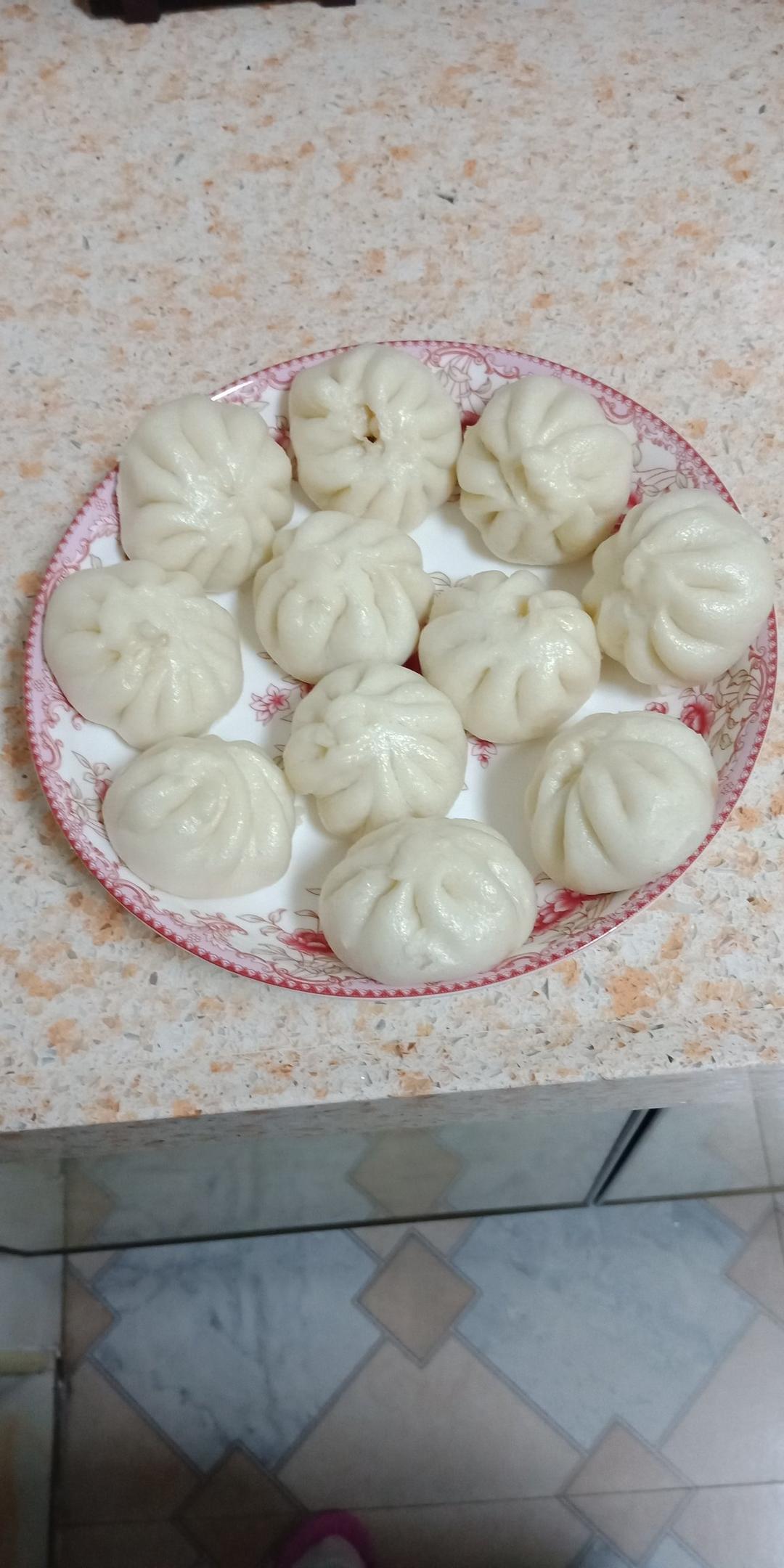 快手发面小笼包