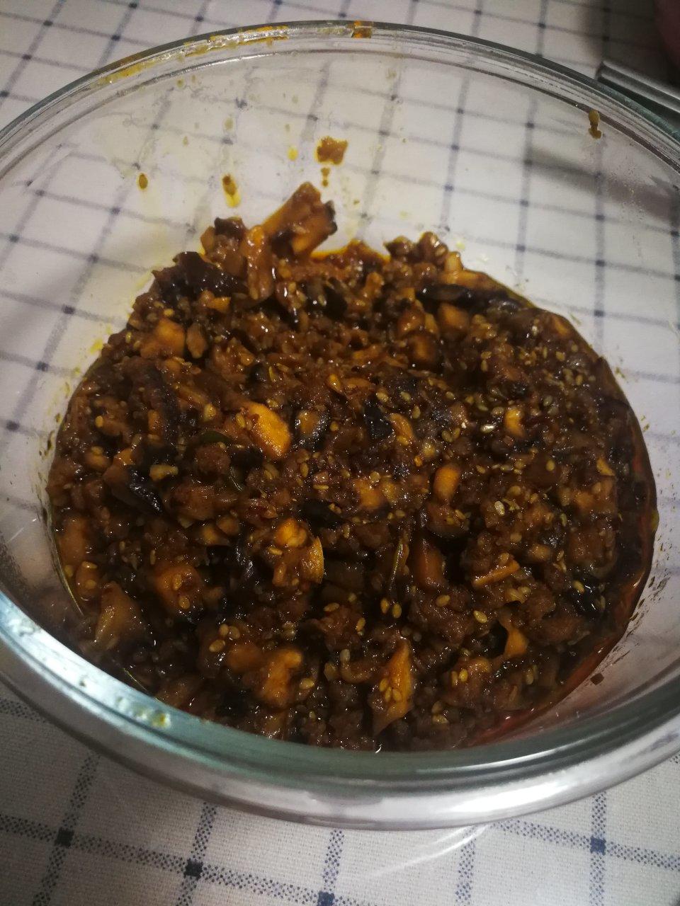 万能香菇肉酱下饭酱，香菇肉酱面，香菇肉酱盖饭