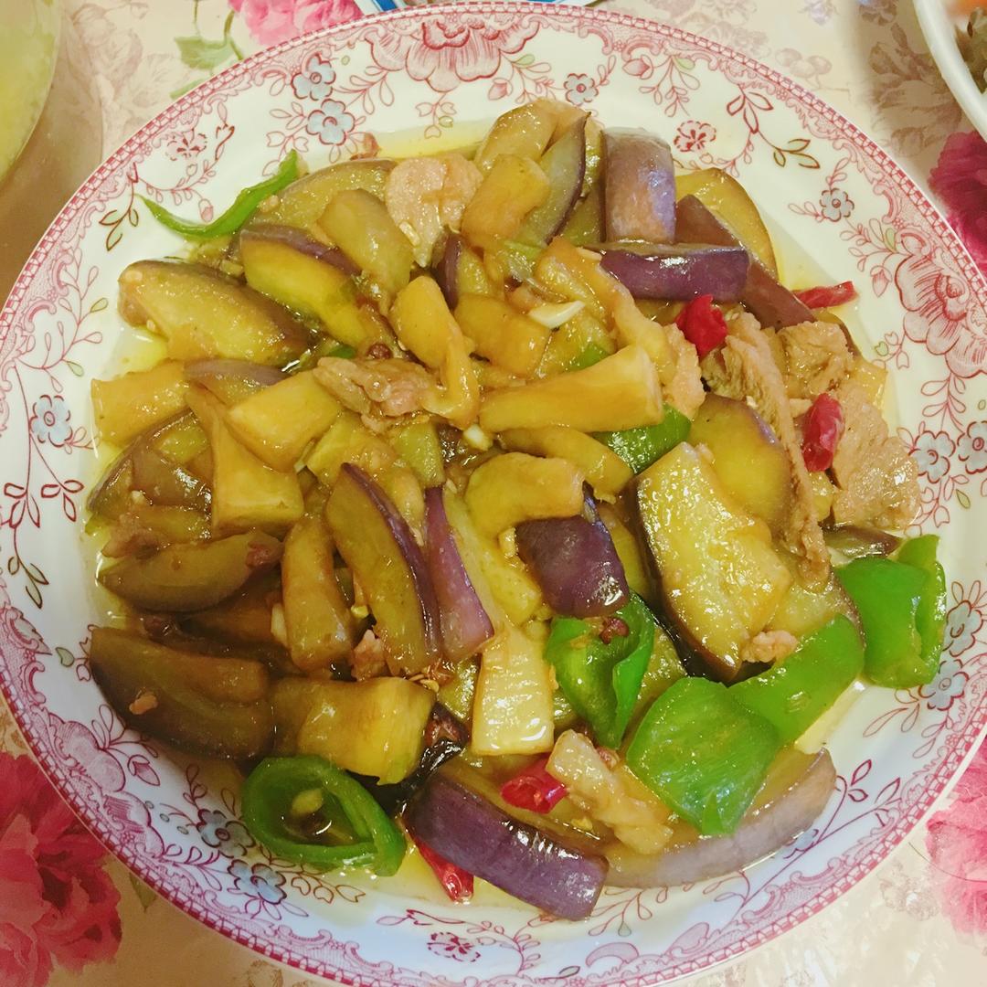 堂妈小厨——红烧茄子