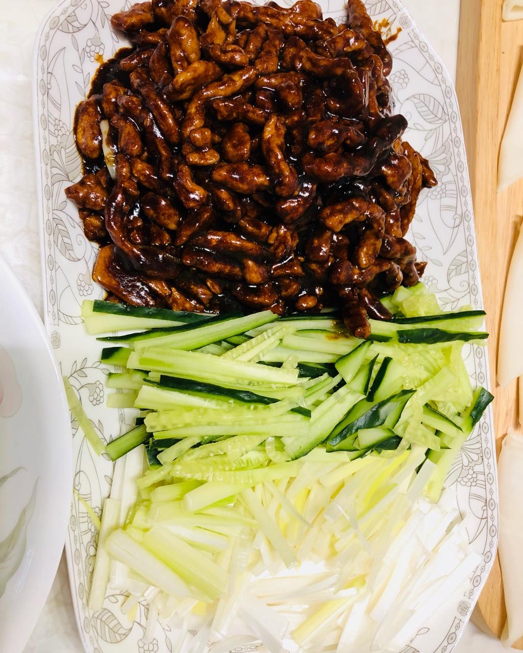 京酱肉丝