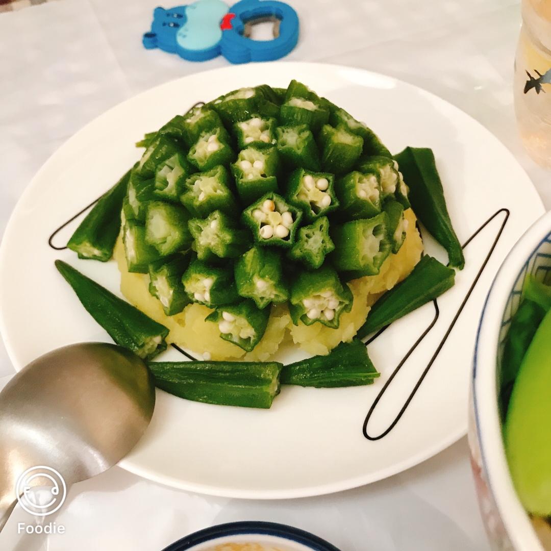 这绝对是秋葵颜值最高的做法，好看又好吃，端上桌最先光盘