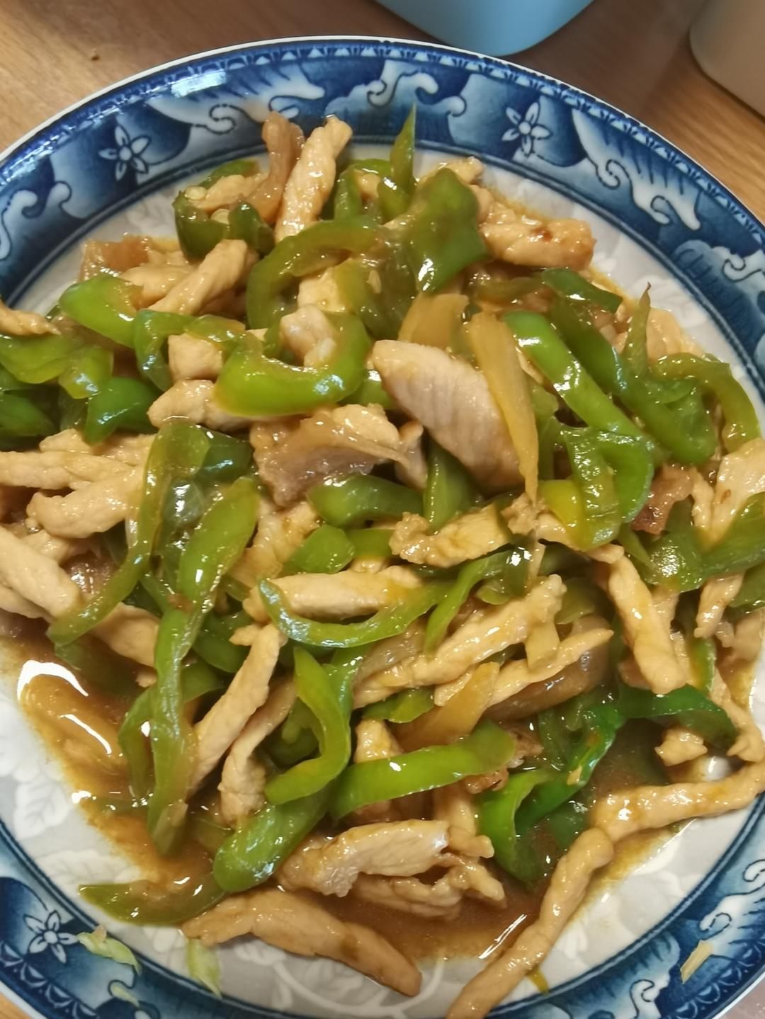 ‼️好吃到舔盘的青椒肉丝盖浇饭