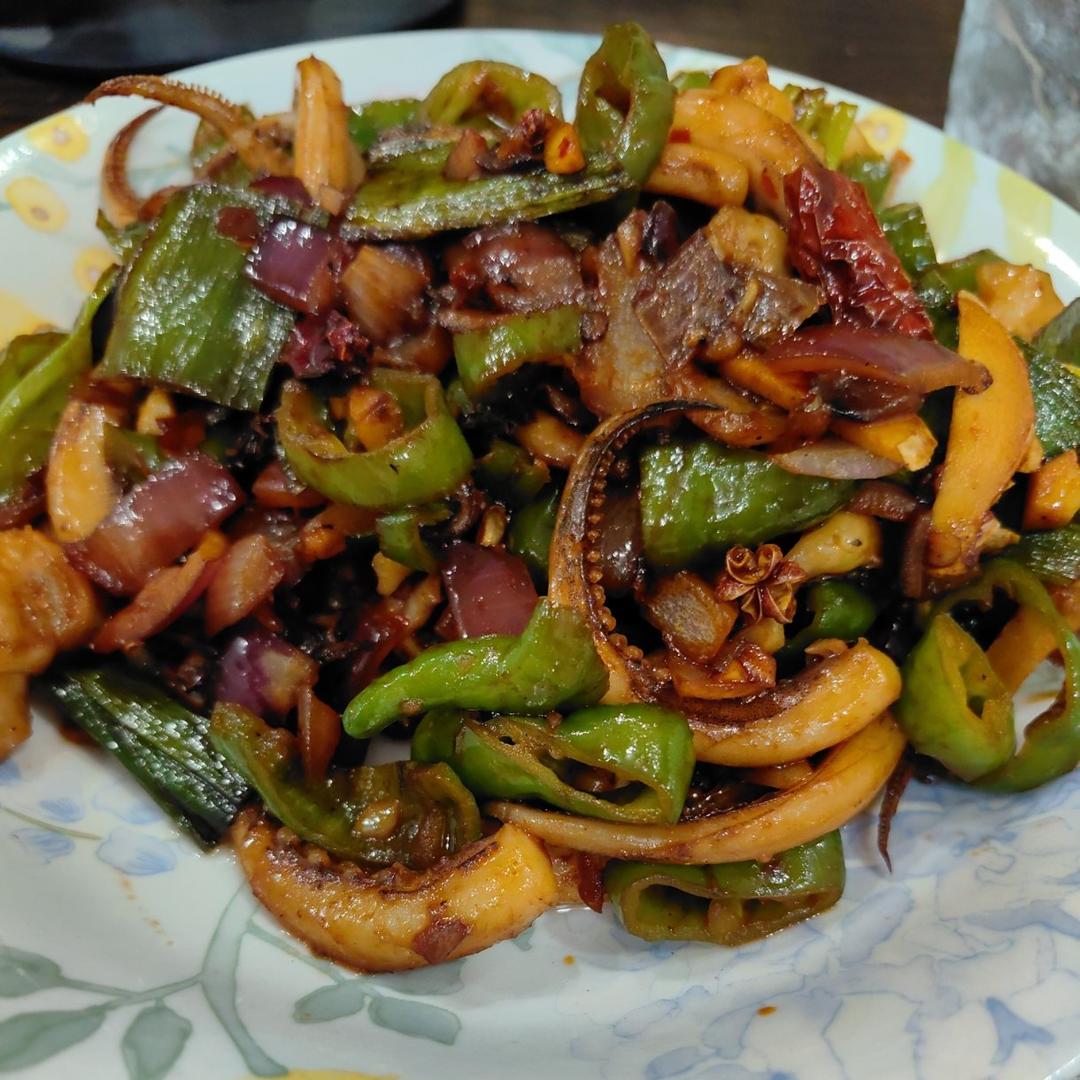 好吃到哭的土豆鱿鱼须