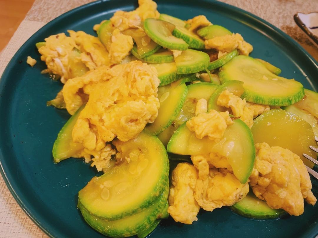 西葫芦炒蛋