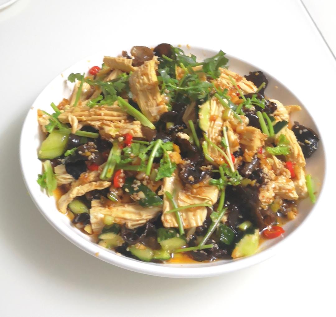凉拌（腐竹木耳黄瓜）