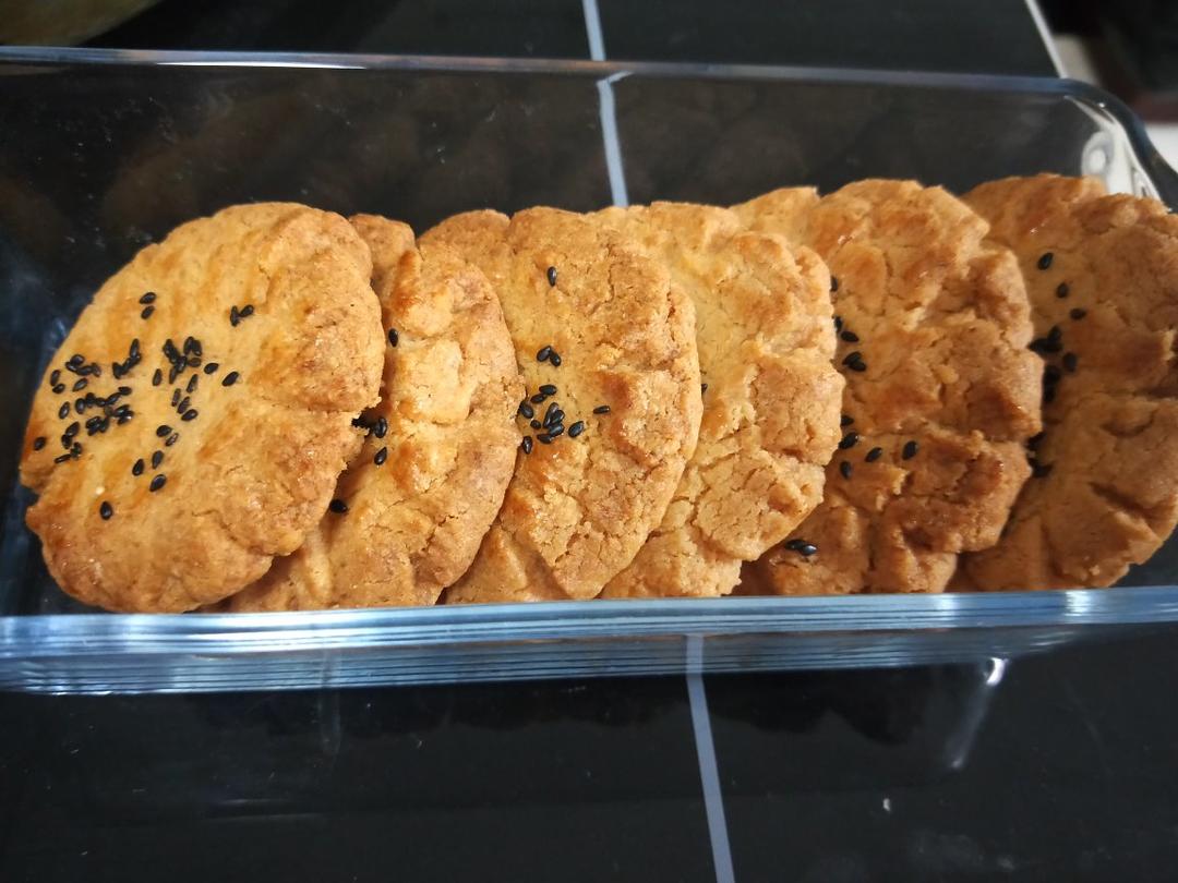 轻轻一按就碎掉的原味桃酥（不输猪油版）