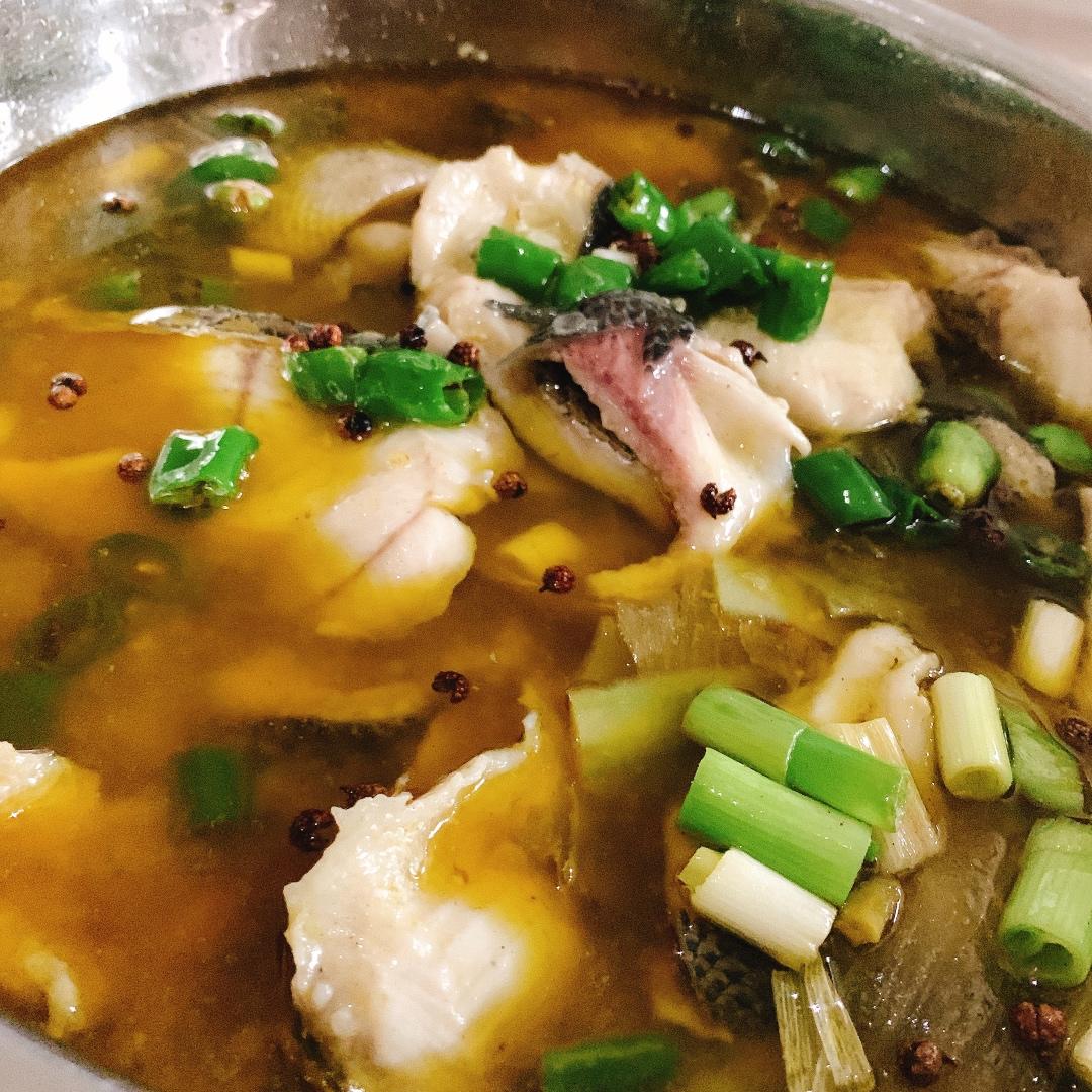 张立-老坛酸菜乌鱼片