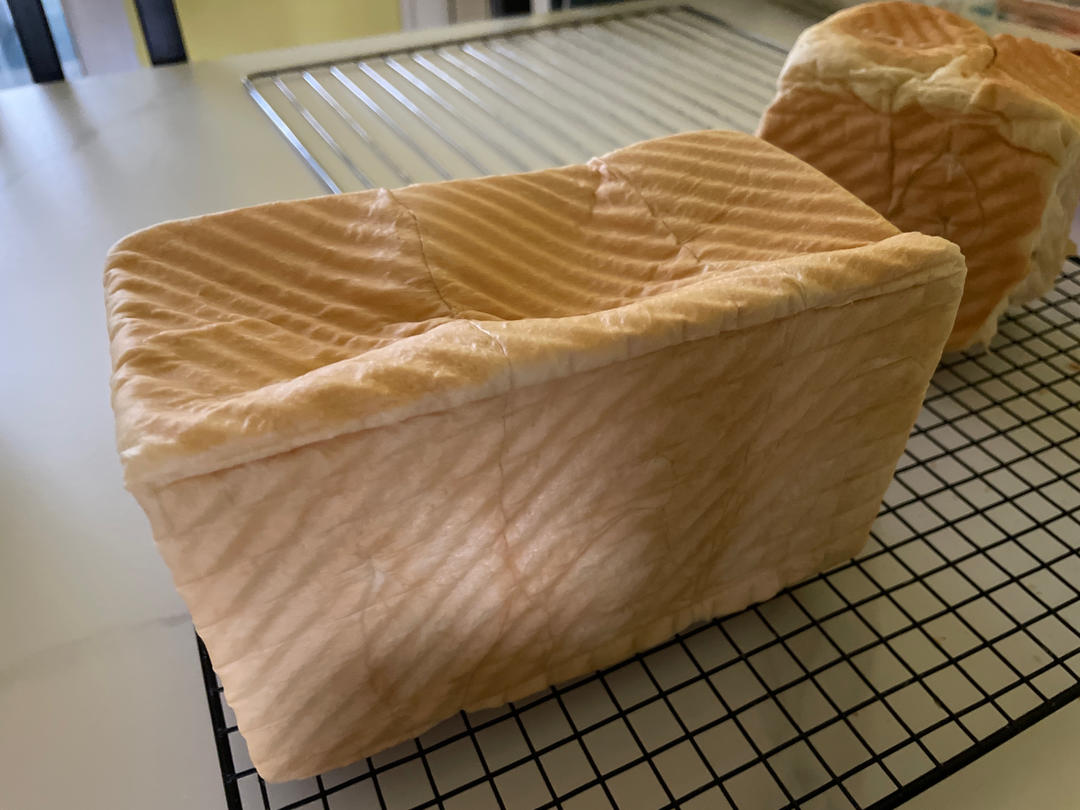 和云朵一样柔软的北海道牛奶吐司