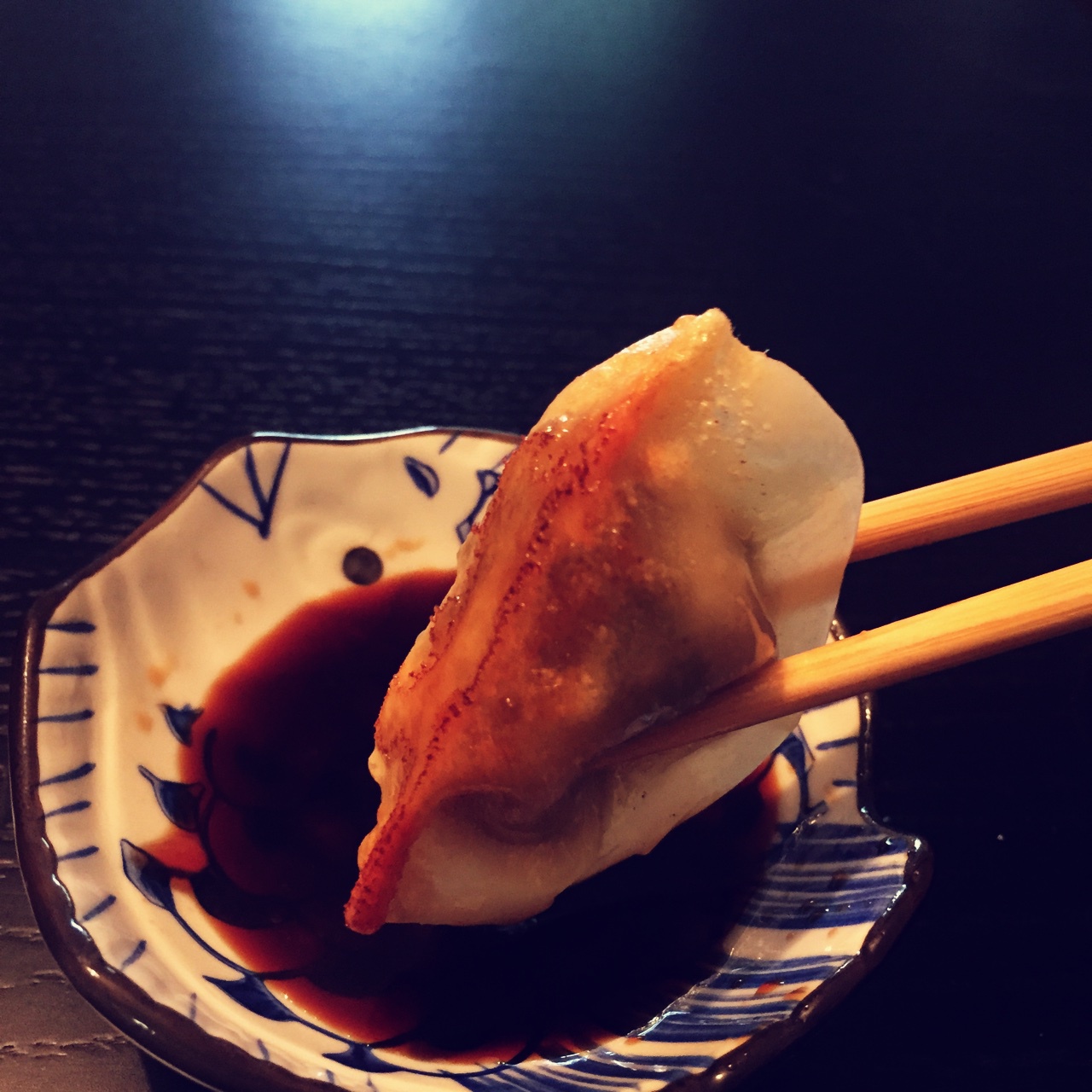 速冻水饺吃腻了吗~变锅贴吧(๑´ڡ`๑)