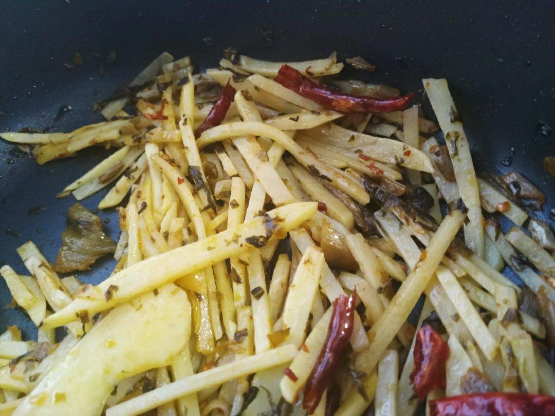 酸菜土豆丝