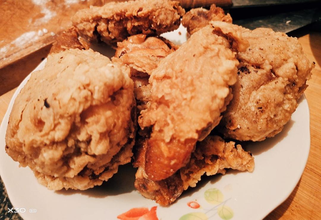 不用炸鸡粉也可以炸出酥脆炸鸡腿