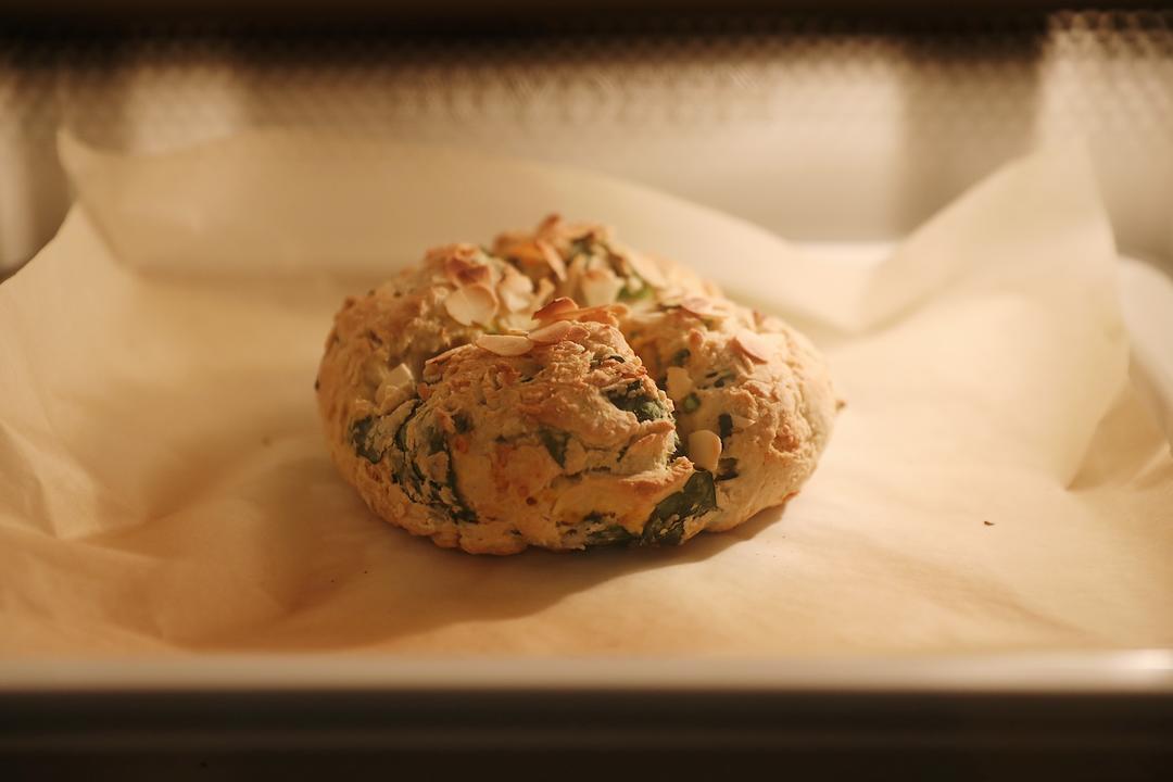 停不下来的菠菜贵族南瓜咸蛋黄丹波（北鼎烤箱食谱）